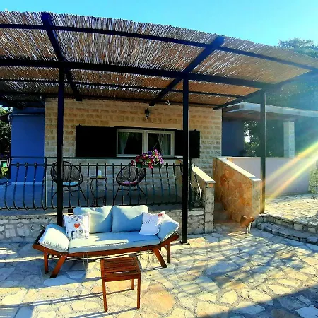 Relaxing Dalmatian House In Village *