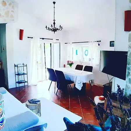 Relaxing Dalmatian House In Village *