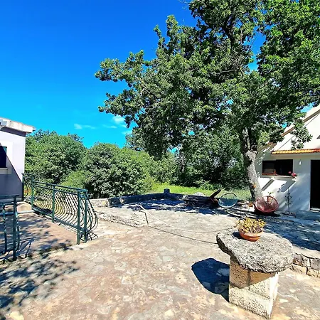 Holiday home Relaxing Dalmatian House In Village *