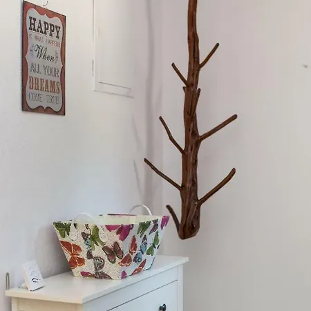 Relaxing Dalmatian House In Village * Ljubitovica