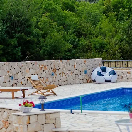 Relaxing Dalmatian House In Village * Ljubitovica